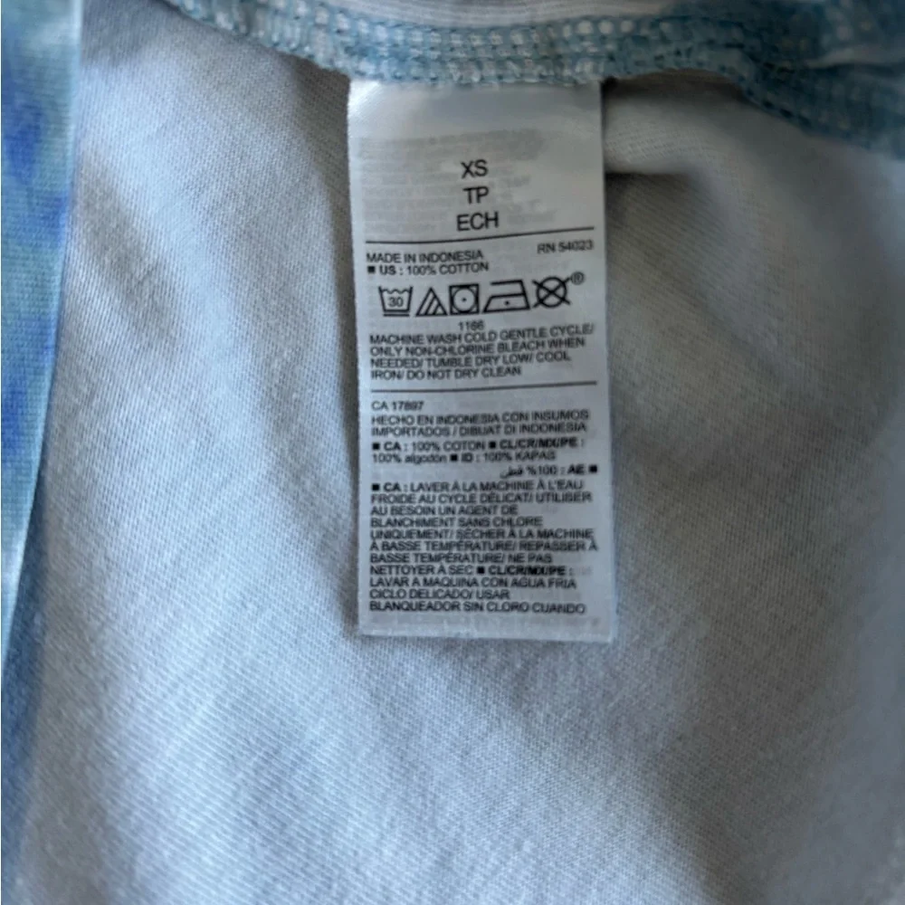 Old Navy Long Sleeve Tie Dye Shirt - Picture 3 of 3